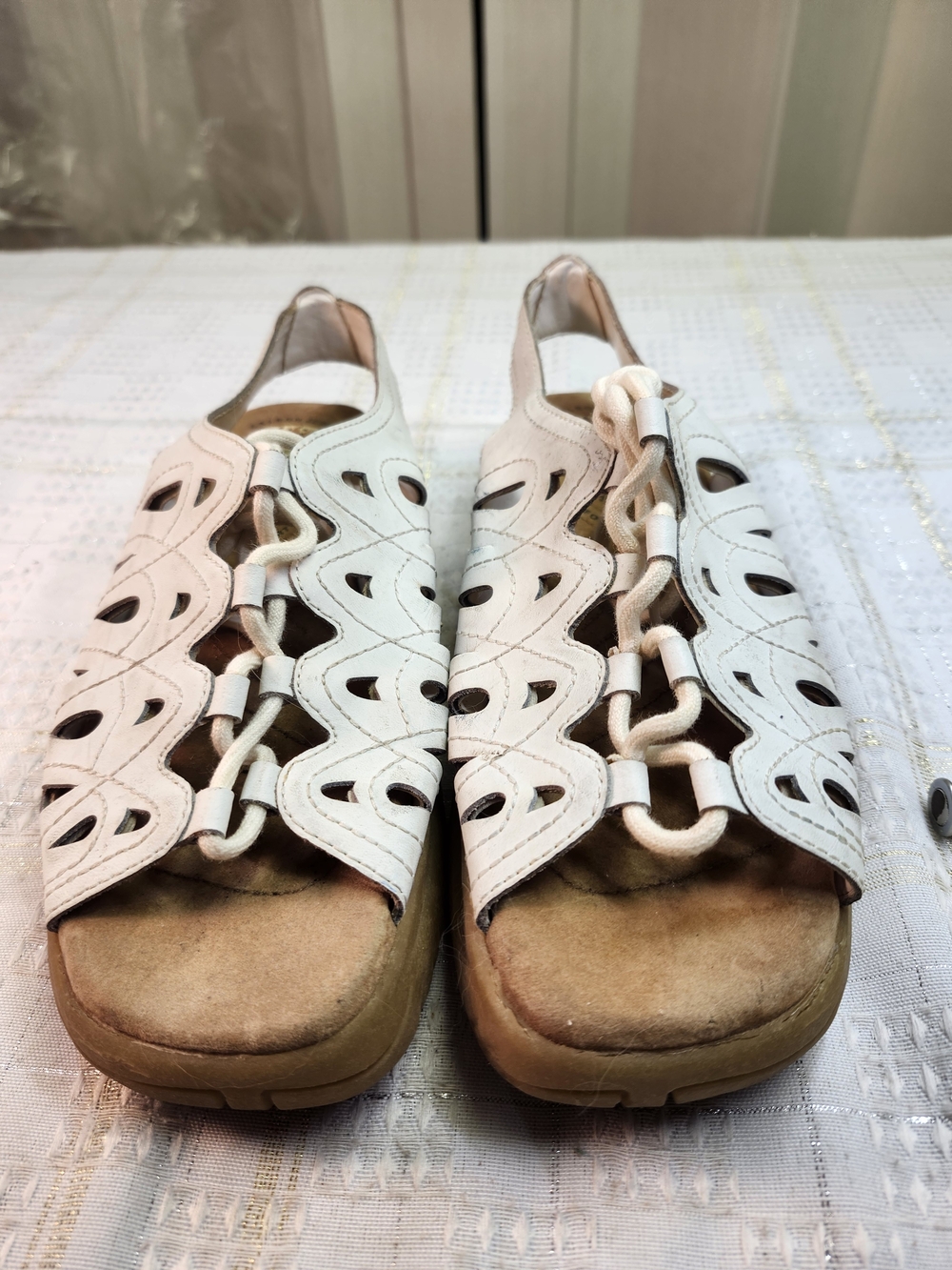 Earth Origins White Cutout Slingback Sandals